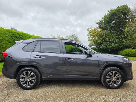 2022 Toyota RAV4 - photo 2