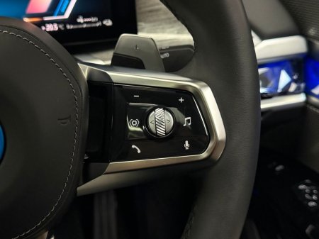 2024 BMW 7-Series - photo 27
