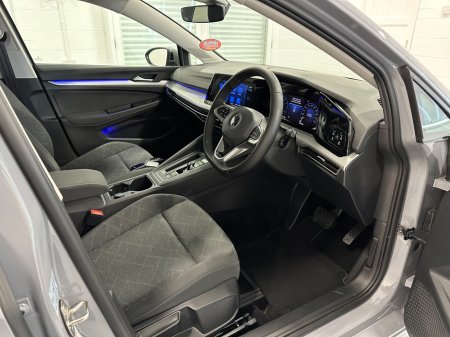 2021 Volkswagen Golf - photo 23