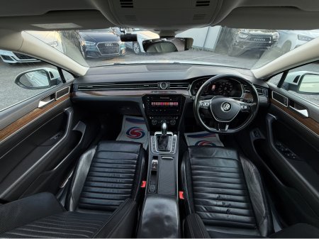 2018 Volkswagen Passat - photo 3
