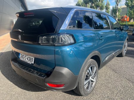 2024 Peugeot 5008 - photo 2