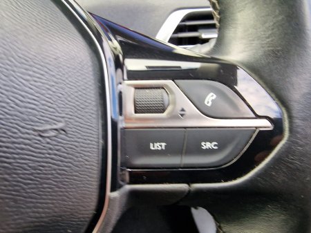 2018 Peugeot 5008 - photo 18