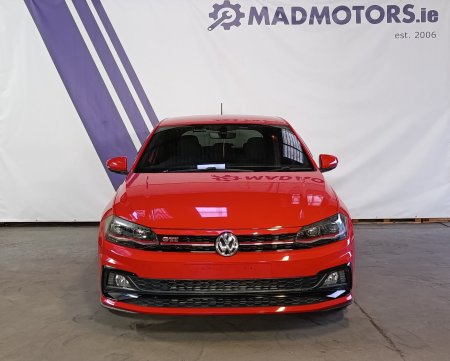 2018 Volkswagen Polo - photo 2