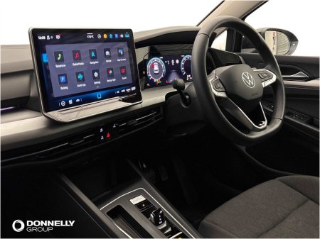 2025 Volkswagen Golf - photo 2