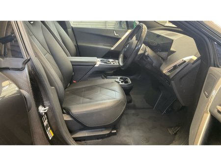 2022 BMW iX - photo 2