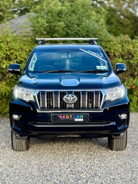 2022 Toyota Land Cruiser - photo 8