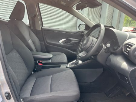 2024 Toyota Yaris - photo 14