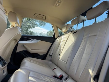 2022 Audi A4 - photo 12