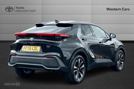 2026 Toyota C-HR - photo 2