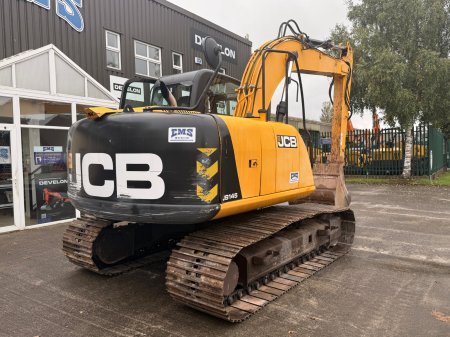 0 JCB  - photo 3