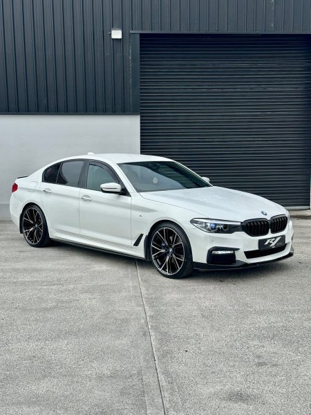 2017 BMW 5-Series - photo 5
