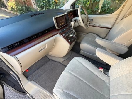 2007 Nissan Elgrand - photo 14