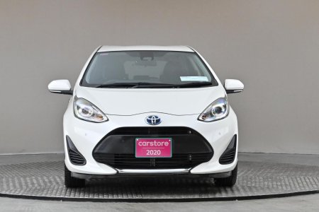 2020 Toyota Aqua - photo 2