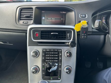 2019 Volvo S60 - photo 9