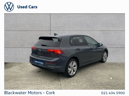 2026 Volkswagen Golf - photo 3