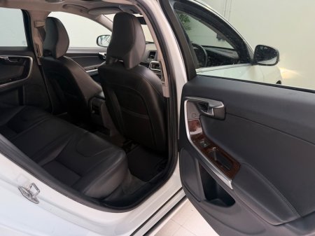 2018 Volvo V60 - photo 21