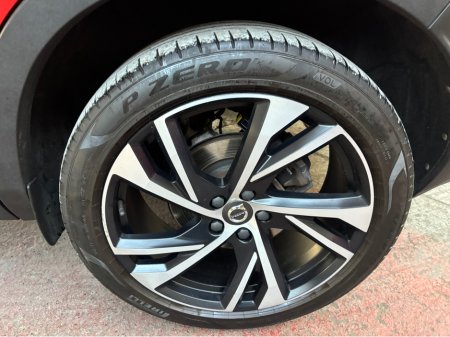 2021 Volvo XC40 - photo 5