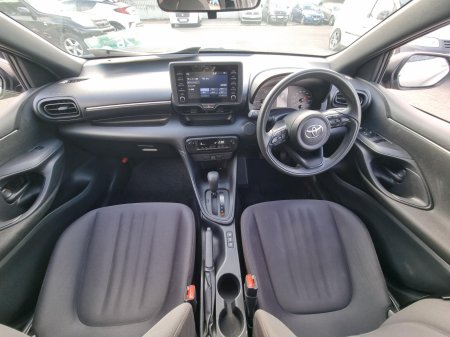 2021 Toyota Yaris - photo 15