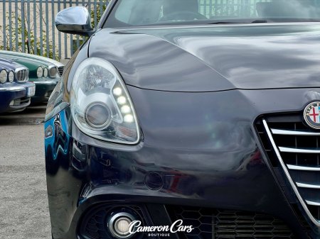 2014 Alfa Romeo Giulietta - photo 16