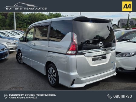 2017 Nissan Serena - photo 4