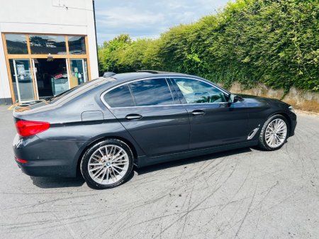 2017 BMW 5-Series - photo 12