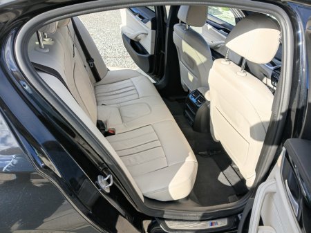 2021 BMW 5-Series - photo 8