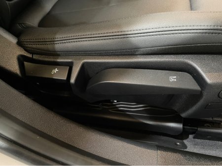 2021 BMW 3-Series - photo 21