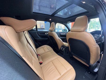 2022 Volvo XC40 - photo 17