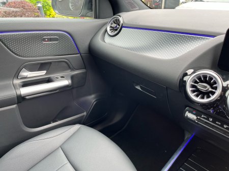 2025 Mercedes-Benz EQA - photo 23