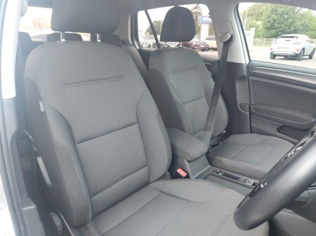2019 Volkswagen Golf - photo 18