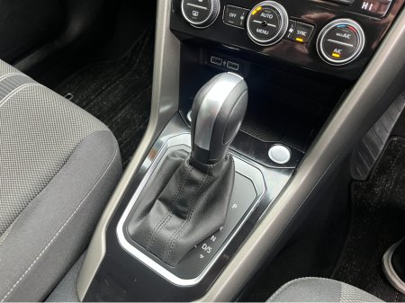 2021 Volkswagen T-Roc - photo 17