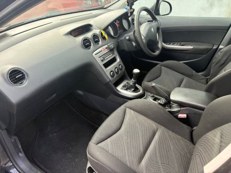 2010 Peugeot 308 - photo 16