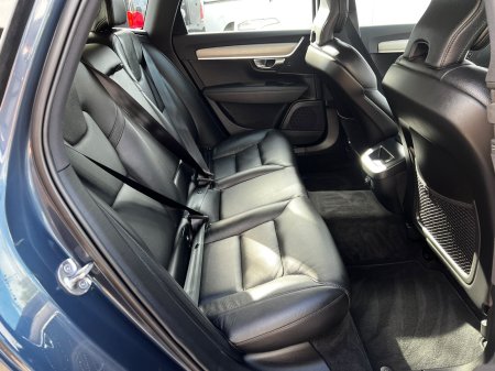 2022 Volvo V90 - photo 14
