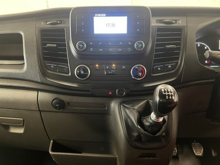 2022 Ford Transit - photo 4