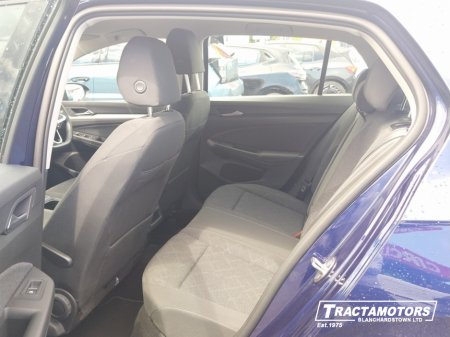 2024 Volkswagen Golf - photo 6