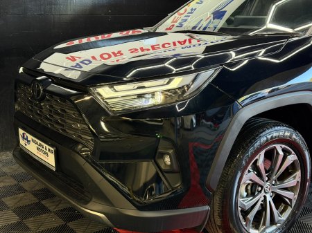 2025 Toyota RAV4 - photo 7