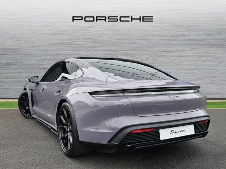 2026 Porsche Taycan - photo 2