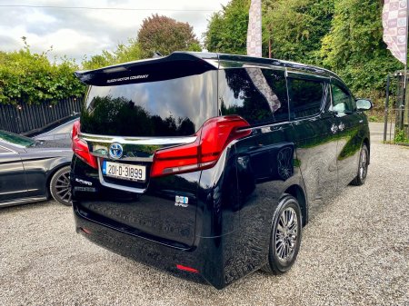 2020 Toyota Alphard - photo 9