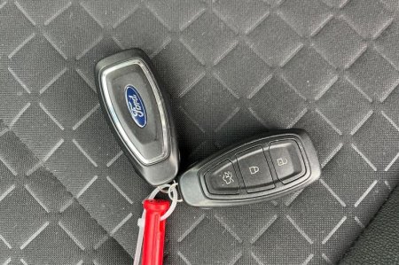 2018 Ford Fiesta - photo 22