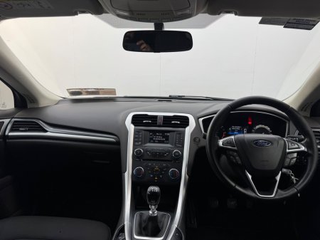 2016 Ford Mondeo - photo 9