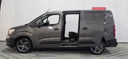 2022 Vauxhall Combo - photo 9