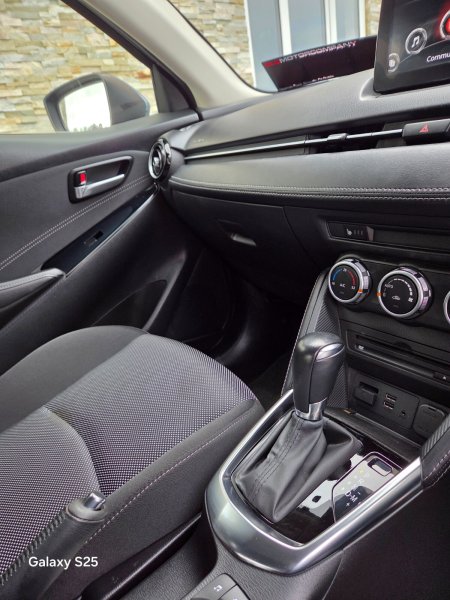 2018 Mazda Demio - photo 19