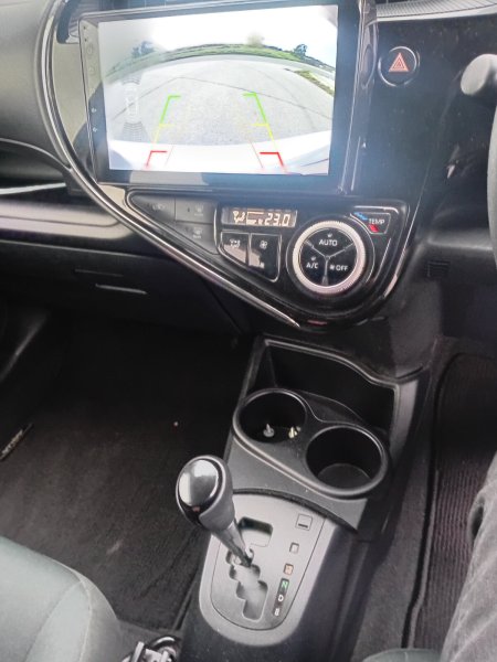 2018 Toyota Aqua - photo 13