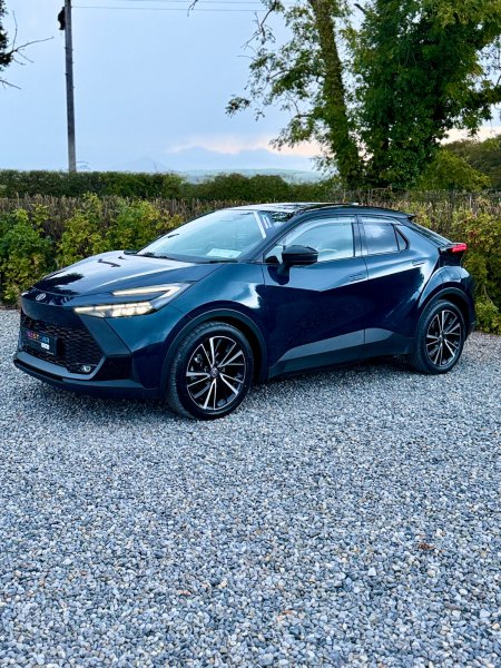 2025 Toyota C-HR - photo 5