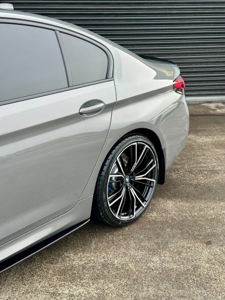 2021 BMW 5-Series - photo 3