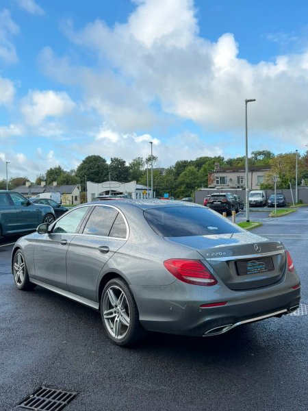 2018 Mercedes-Benz E-Class - photo 11