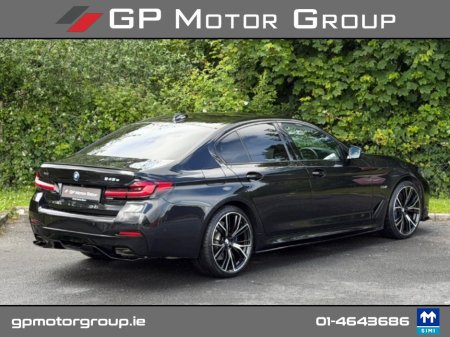 2023 BMW 5-Series - photo 13