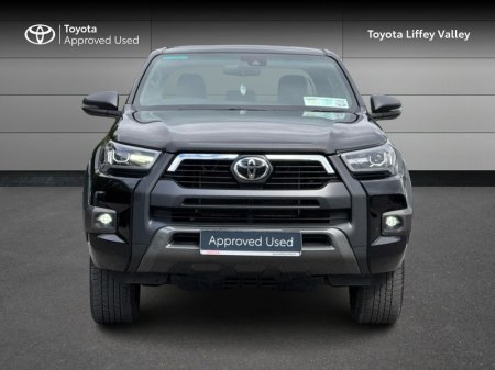2025 Toyota Hilux - photo 5