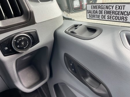 2017 Ford Transit - photo 21