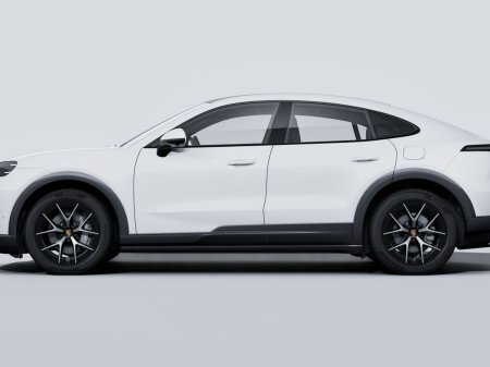 2026 Porsche Cayenne - photo 3